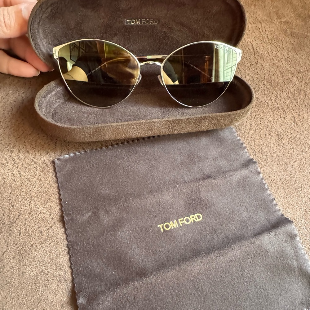 Tom Ford Gold Frame Mirrored Lens Cat-Eye Sunglasses